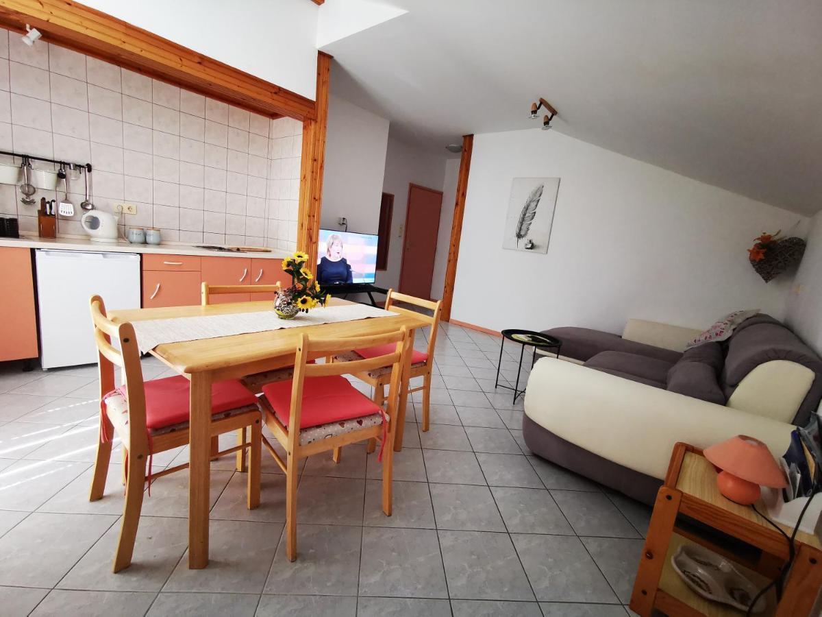 Boutique Apartments Julija 沃迪切 外观 照片