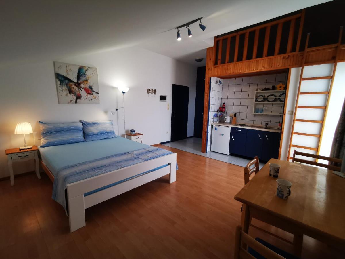 Boutique Apartments Julija 沃迪切 外观 照片