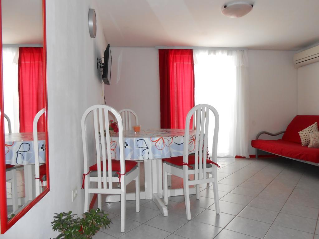 Boutique Apartments Julija 沃迪切 外观 照片