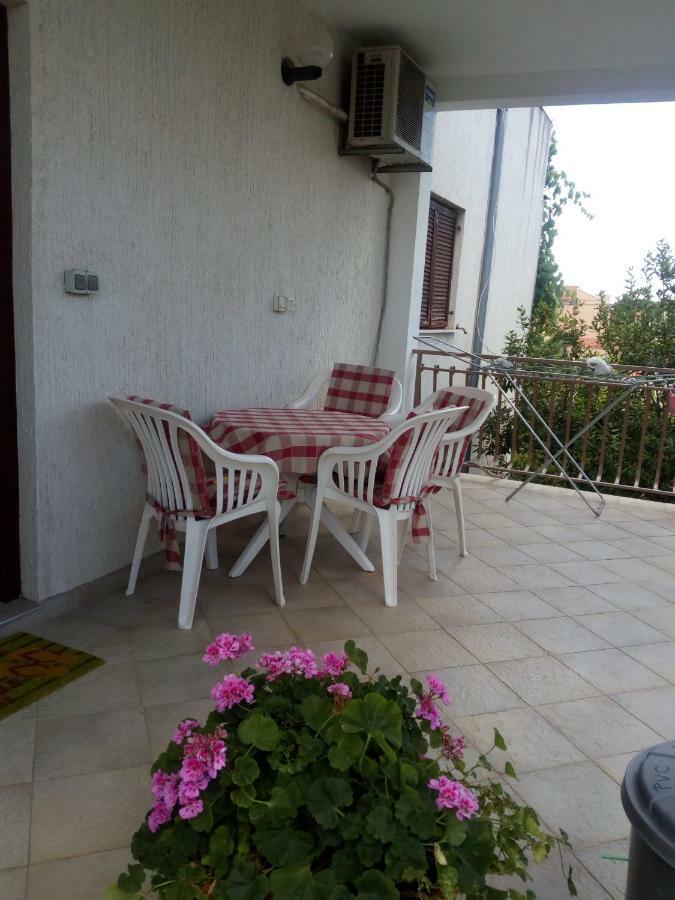 Boutique Apartments Julija 沃迪切 外观 照片